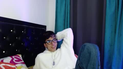 Snapshot of gabriel_x18 chatting on February 18, 2026, 5:03 am gabriel_x18 online show from February 18, 2026, 5:03 am