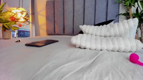 Snapshot of gabriela__gomez chatting on October 26, 2025, 2:23 pm Carolina online show from October 26, 2025, 2:23 pm