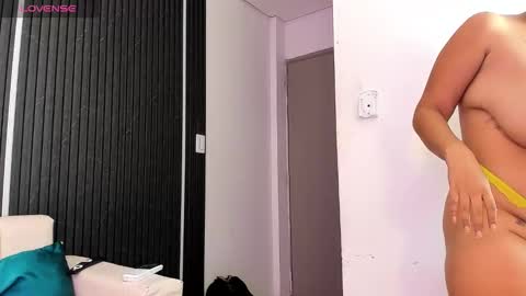 gabrielaa_miller_ online show from November 24, 2025, 7:13 pm