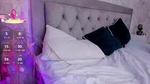   online show from December 17, 2025, 12:33 pm