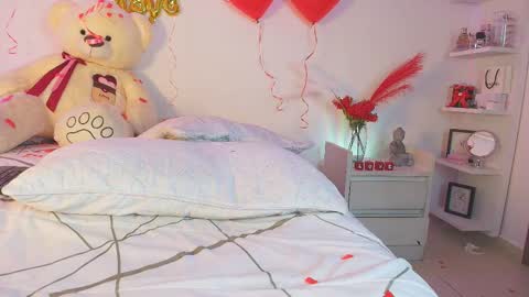   online show from February 15, 2026, 7:51 am