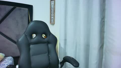 Snapshot of gabrieladurann chatting on September 14, 2025, 3:33 pm GABRIELA online show from September 14, 2025, 3:33 pm