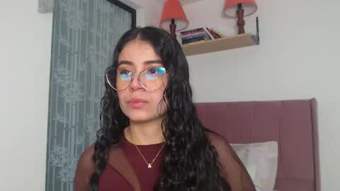 GabrielaRossa online show from March 3, 2025, 6:01 pm