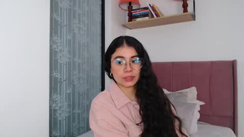 GabrielaRossa online show from March 12, 2025, 3:07 pm