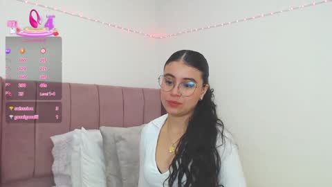 GabrielaRossa online show from September 24, 2025, 1:03 pm