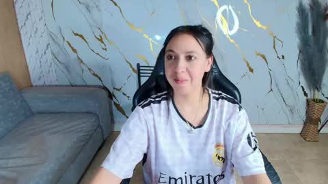 Snapshot of gabriella_storm_tf chatting on May 9, 2026, 3:45 am Gabriella online show from May 9, 2026, 3:45 am