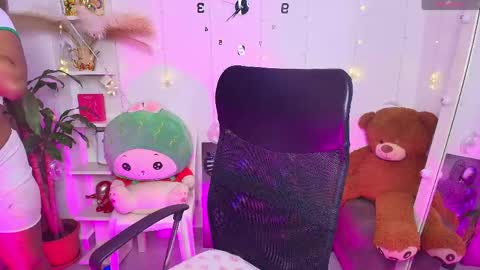 Snapshot of gaby_dams9 chatting on May 15, 2026, 9:38 am GABY online show from May 15, 2026, 9:38 am