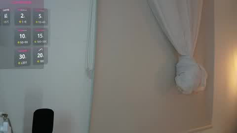 Gaby evansz online show from April 12, 2026, 9:25 am