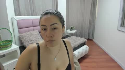 Snapshot of gaby_trent chatting on June 22, 2026, 4:48 pm gabriela online show from June 22, 2026, 4:48 pm