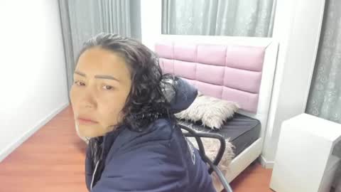 Snapshot of gaby_trent chatting on July 17, 2026, 10:00 am gabriela online show from July 17, 2026, 10:00 am