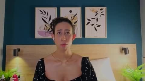 Snapshot of gabypetit chatting on November 3, 2025, 7:48 pm Gaby online show from November 3, 2025, 7:48 pm