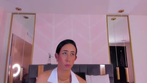 Snapshot of gabypetit chatting on November 7, 2025, 8:09 pm Gaby online show from November 7, 2025, 8:09 pm