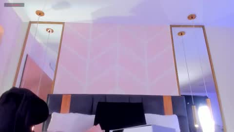 Snapshot of gabypetit chatting on December 2, 2025, 8:26 pm Gaby online show from December 2, 2025, 8:26 pm