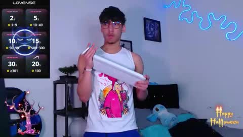 Snapshot of gael_jones chatting on October 20, 2025, 4:02 am gael_jones online show from October 20, 2025, 4:02 am