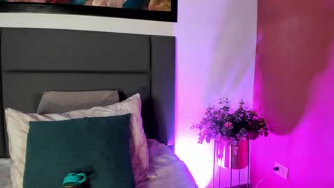 GahiaBelucci online show from March 31, 2026, 11:43 am