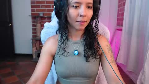 Lenna 3 online show from February 9, 2026, 8:57 pm