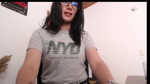 gaitan4 online show from April 28, 2026, 9:42 pm