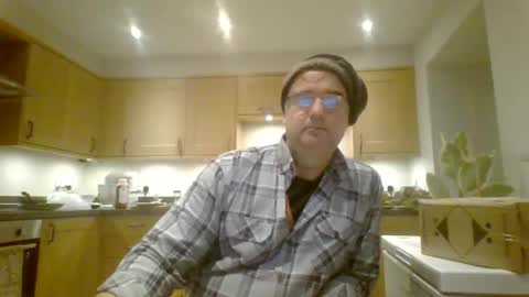 Snapshot of galacx chatting on January 21, 2025, 4:48 pm galacx online show from January 21, 2025, 4:48 pm