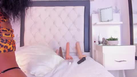  Gale  online show from January 15, 2025, 6:08 pm