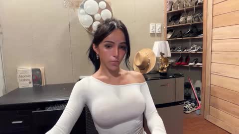 Snapshot of galileii chatting on November 3, 2025, 11:22 am galileii online show from November 3, 2025, 11:22 am