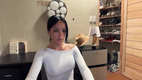 Snapshot of galileii chatting on November 19, 2025, 2:50 pm galileii online show from November 19, 2025, 2:50 pm