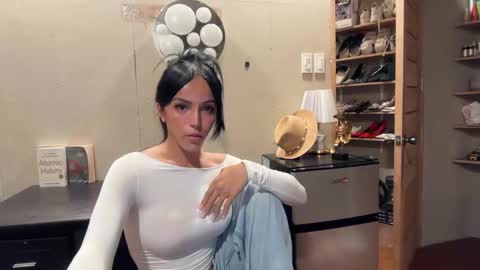 Snapshot of galileii chatting on November 30, 2025, 11:58 am galileii online show from November 30, 2025, 11:58 am