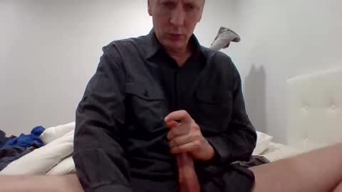 gamerboy200 online show from November 12, 2025, 3:07 am