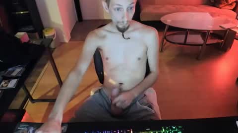 Snapshot of gamingpleasure chatting on November 5, 2025, 6:52 pm GamingPleasure online show from November 5, 2025, 6:52 pm