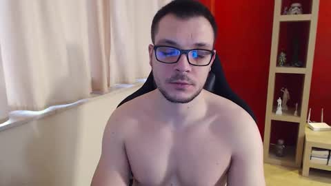 Snapshot of gangstalover8 chatting on December 21, 2024, 6:30 am GangstaLover online show from December 21, 2024, 6:30 am