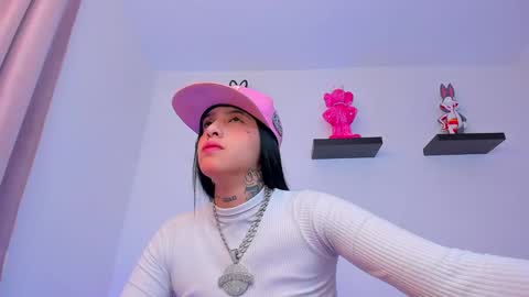 Snapshot of gangster_girl chatting on February 5, 2025, 1:58 am GANG online show from February 5, 2025, 1:58 am