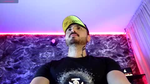 Chris  Dont forget to gift me thumb up Its very important to me and makes me happy AF  online show from November 8, 2025, 6:35 am