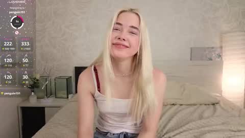 Snapshot of garden_flower chatting on January 16, 2026, 4:11 pm Violla online show from January 16, 2026, 4:11 pm