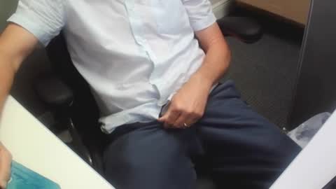 Snapshot of gardensman_561 chatting on December 1, 2025, 12:21 pm Panty Lover online show from December 1, 2025, 12:21 pm