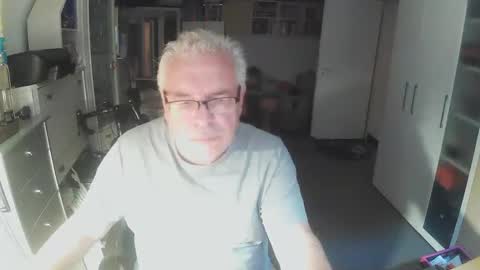 Snapshot of gargamil chatting on October 13, 2025, 11:21 am gargamil online show from October 13, 2025, 11:21 am