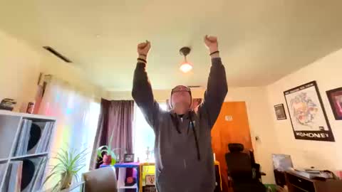 marvin pumpt online show from October 12, 2025, 4:06 pm