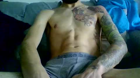 garyreal1990 online show from April 4, 2026, 10:02 am