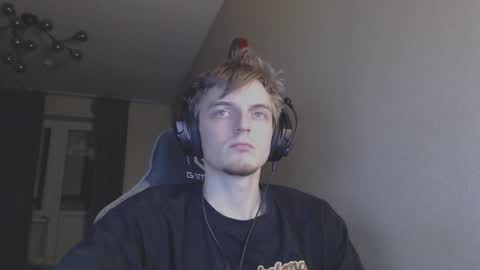 Snapshot of gasturfahe chatting on December 24, 2024, 11:22 pm gasturfahe online show from December 24, 2024, 11:22 pm