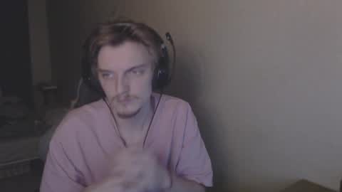 Snapshot of gasturfahe chatting on February 12, 2025, 6:19 pm gasturfahe online show from February 12, 2025, 6:19 pm