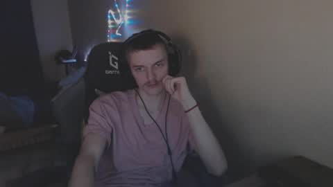 Snapshot of gasturfahe chatting on February 18, 2025, 7:30 pm gasturfahe online show from February 18, 2025, 7:30 pm