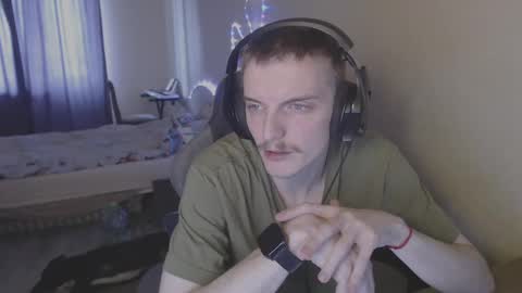 Snapshot of gasturfahe chatting on February 25, 2025, 12:45 pm gasturfahe online show from February 25, 2025, 12:45 pm