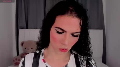 Snapshot of gatitavenecis1 chatting on September 20, 2025, 1:23 pm Vnecis Marn online show from September 20, 2025, 1:23 pm