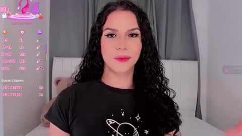 Snapshot of gatitavenecis1 chatting on December 3, 2025, 2:48 pm Vnecis Marn online show from December 3, 2025, 2:48 pm