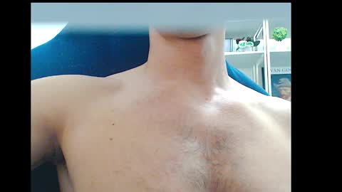 gatosarado23 online show from January 12, 2026, 11:21 pm