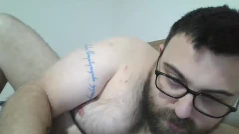 Snapshot of gatzu86 chatting on December 3, 2024, 10:51 pm gatzu86 online show from December 3, 2024, 10:51 pm