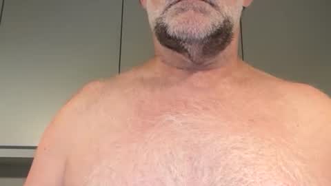gaulis72 online show from November 27, 2025, 7:38 pm