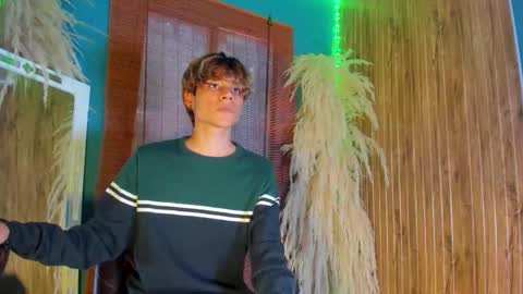 HAN online show from December 20, 2025, 7:21 pm