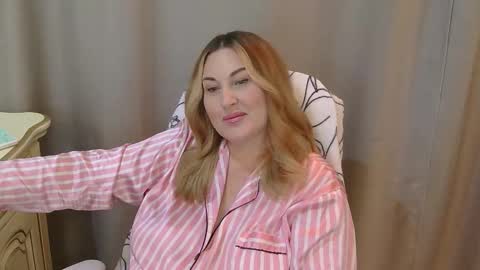 Snapshot of gazz2025 chatting on November 22, 2025, 5:01 pm gazz2025 online show from November 22, 2025, 5:01 pm