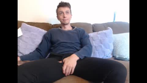 G online show from November 2, 2025, 7:49 pm