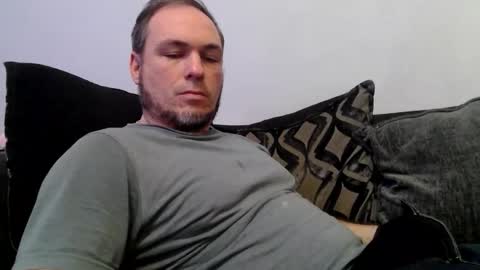 Snapshot of geddes4 chatting on October 8, 2025, 10:29 pm SIR online show from October 8, 2025, 10:29 pm