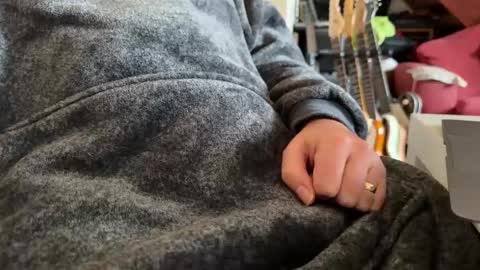 Snapshot of geezerblokeii chatting on February 5, 2025, 9:25 am geezerblokeii online show from February 5, 2025, 9:25 am